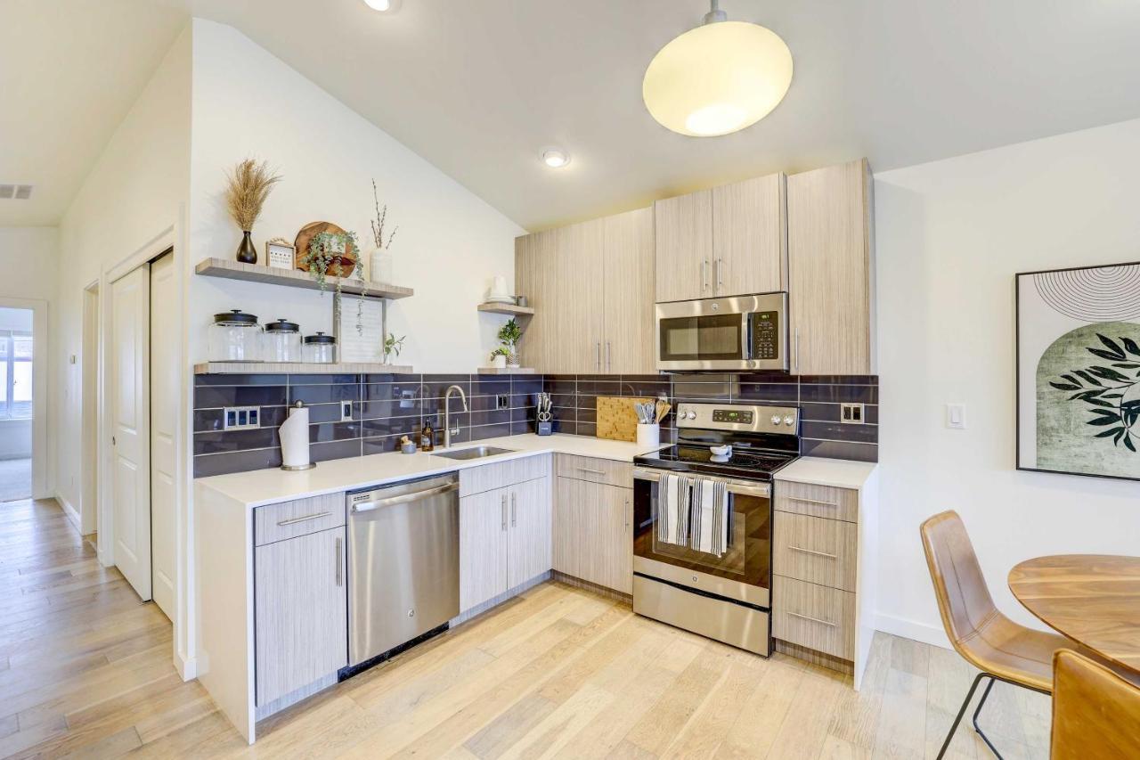 Beautiful Townhome - Steps To Downtown Boise! ภายนอก รูปภาพ